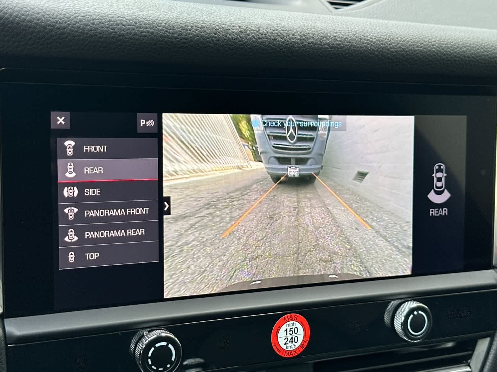 Thumbnail: 2025 Porsche Macan - 22