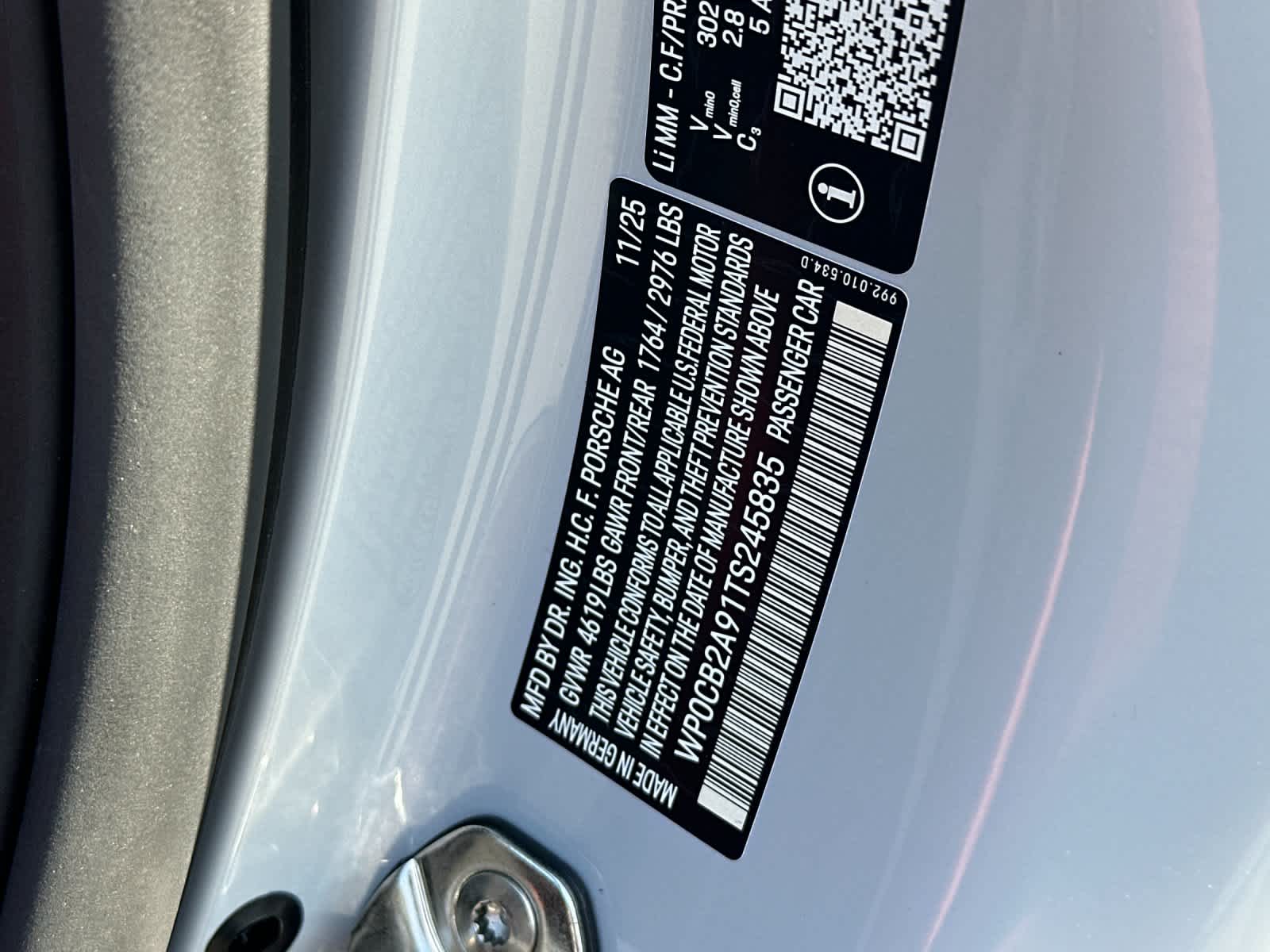 Thumbnail: 2026 Porsche 911 - 33