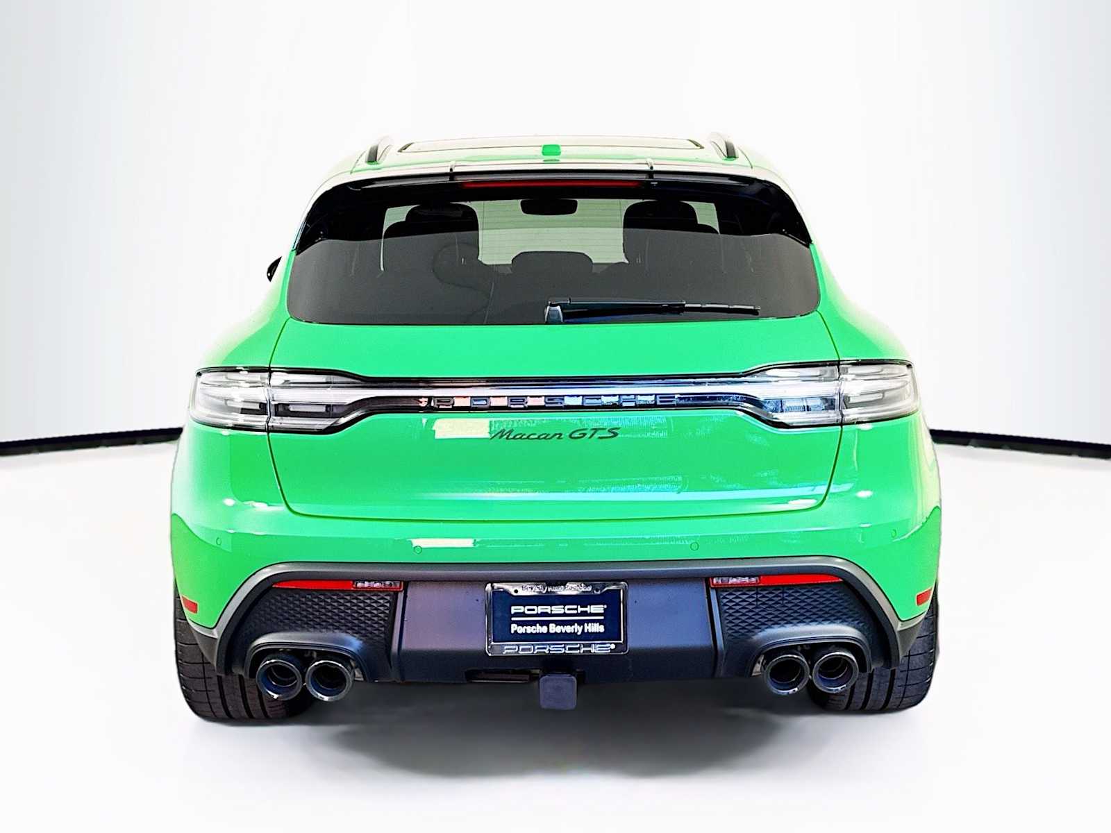 Thumbnail: 2025 Porsche Macan - 10