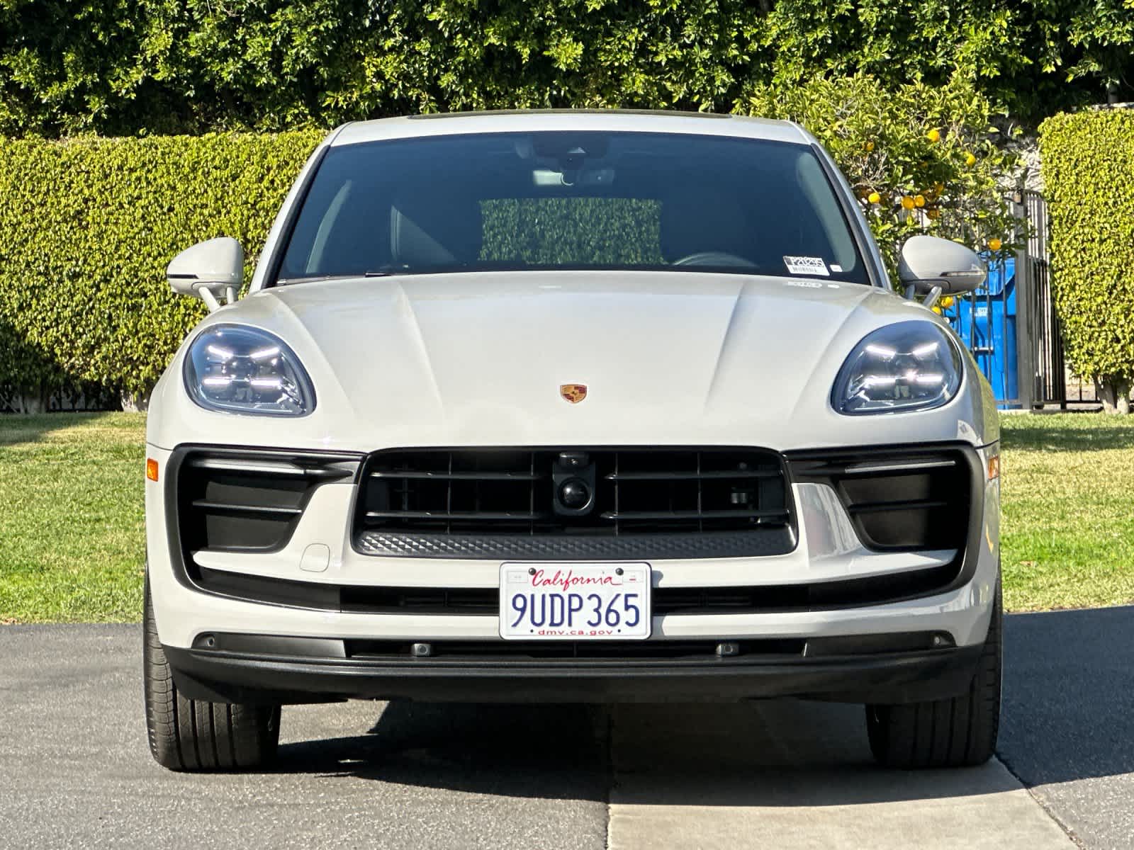 Thumbnail: 2025 Porsche Macan - 11