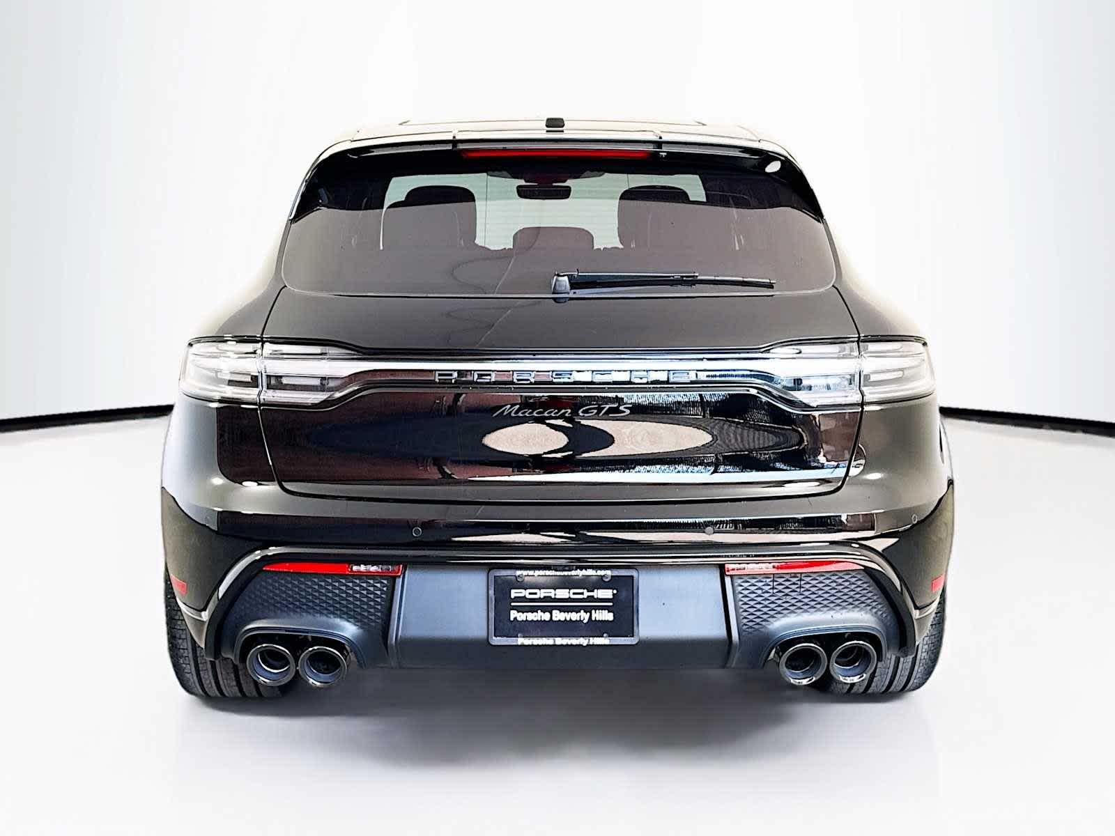 Thumbnail: 2025 Porsche Macan - 10