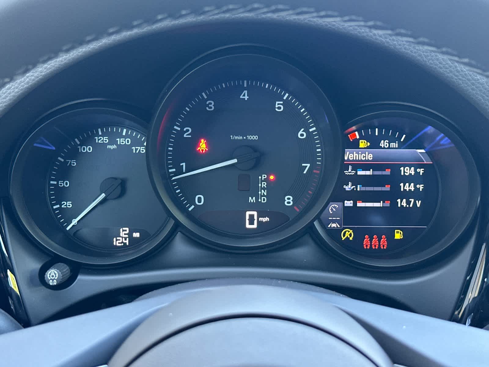 Thumbnail: 2026 Porsche Macan - 29