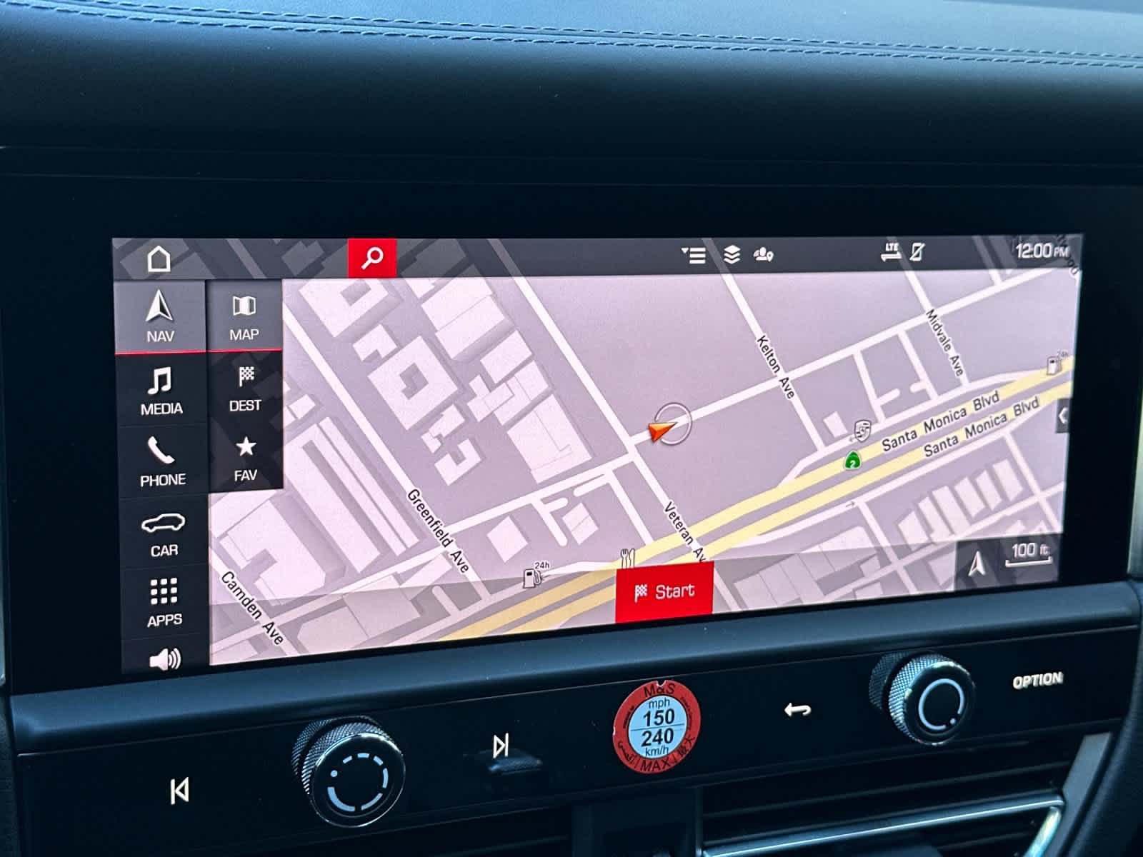 Thumbnail: 2025 Porsche Macan - 22