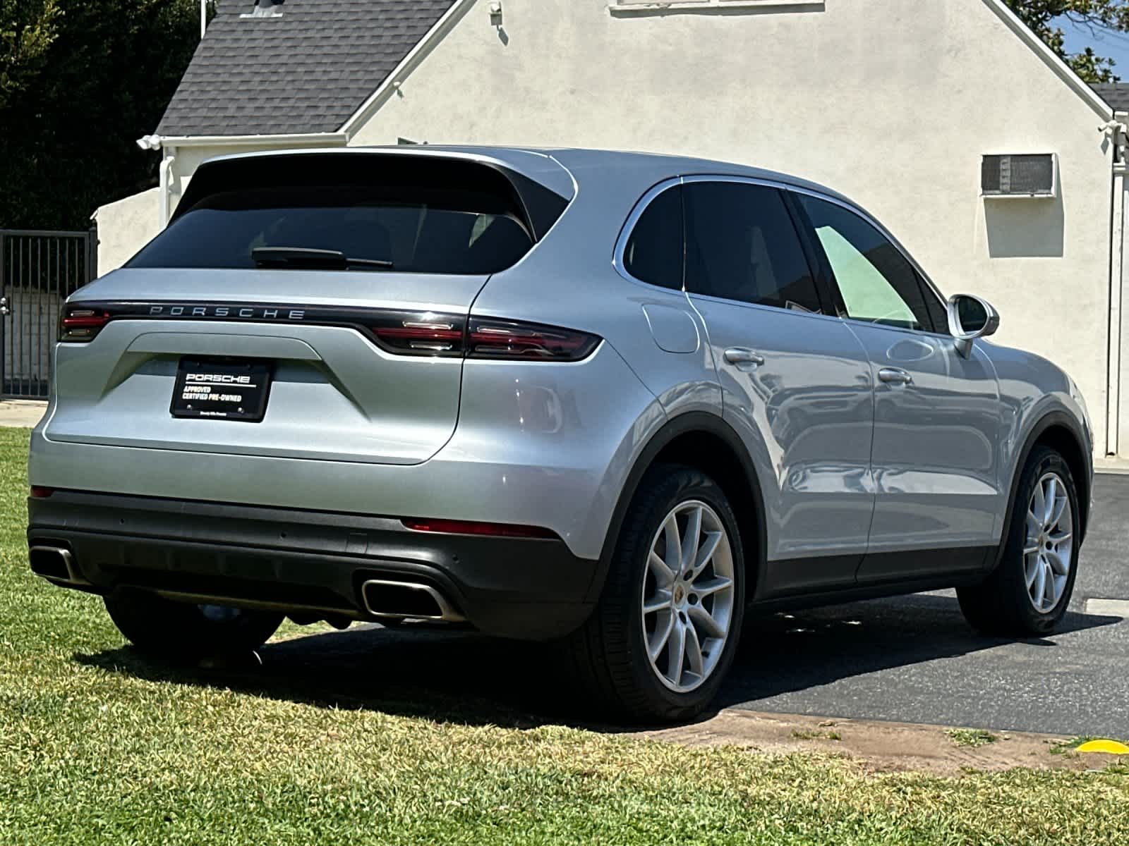 Thumbnail: 2019 Porsche Cayenne - 8