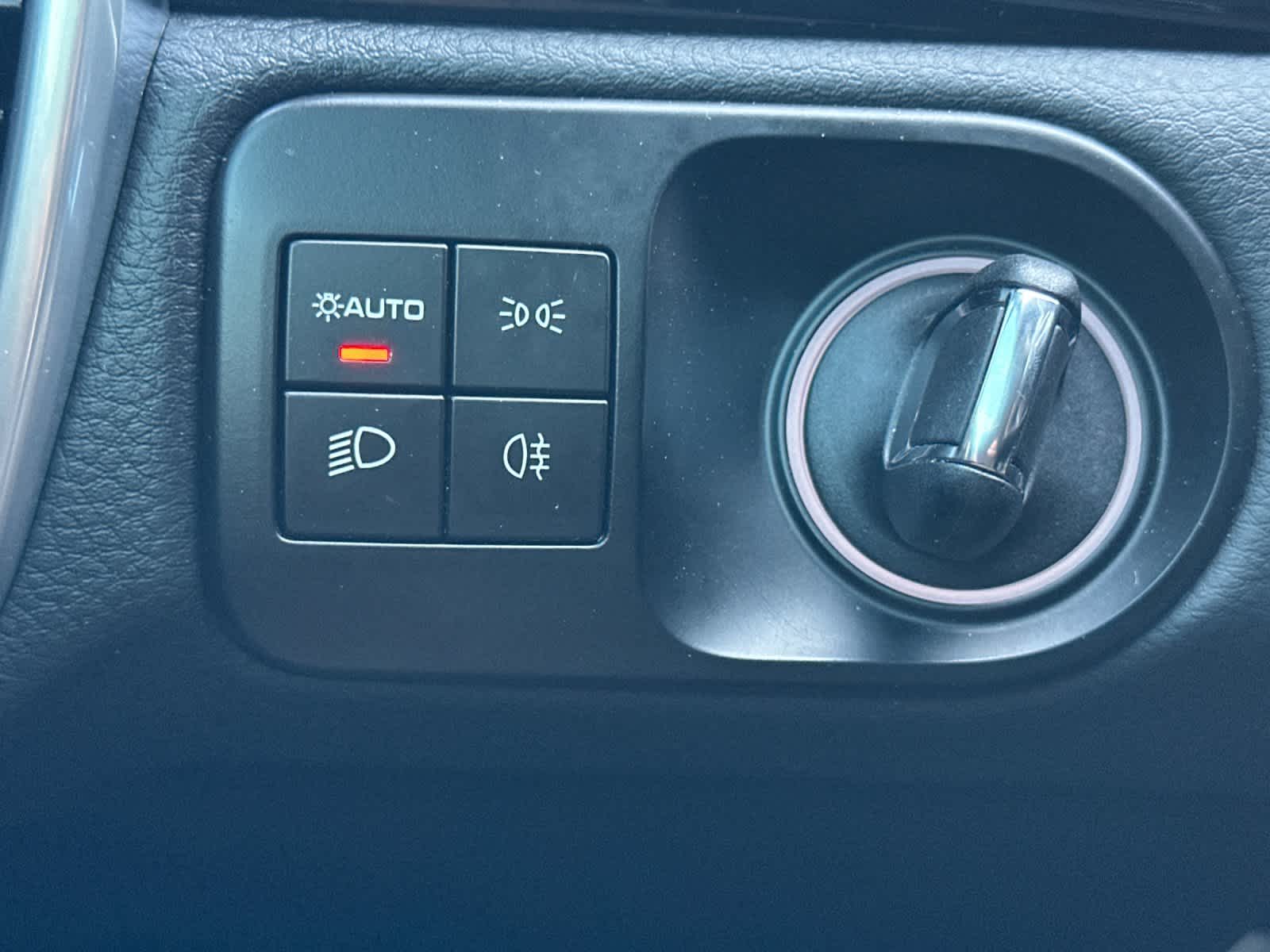 Thumbnail: 2022 Porsche Cayenne - 31