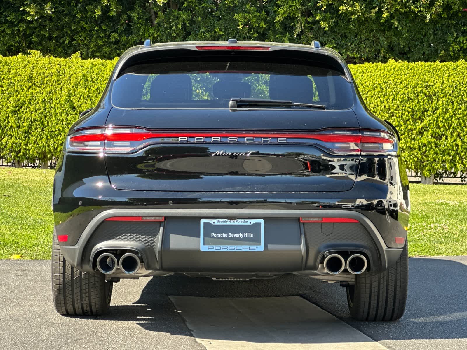 Thumbnail: 2026 Porsche Macan - 7