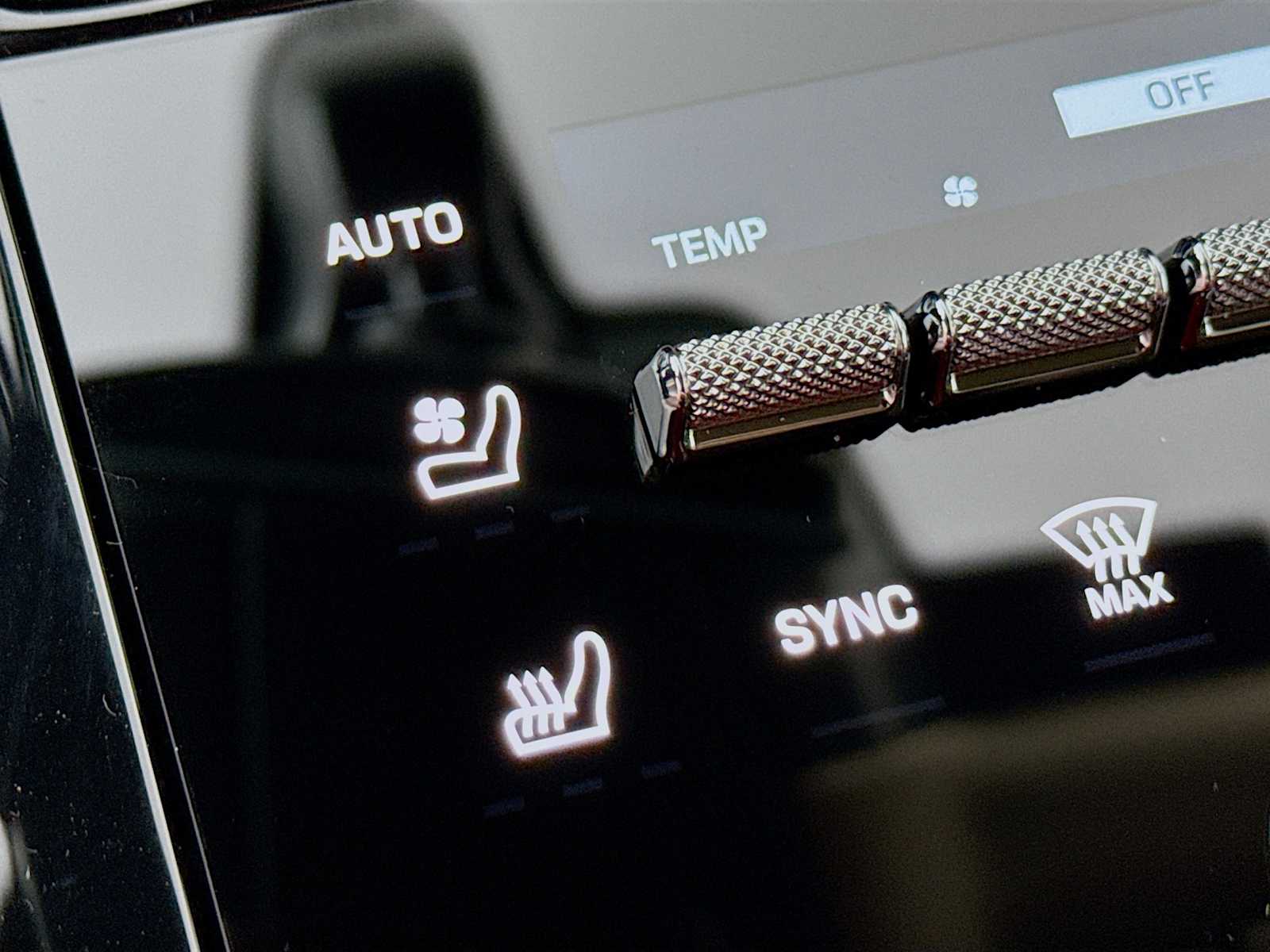 Thumbnail: 2025 Porsche Panamera - 16