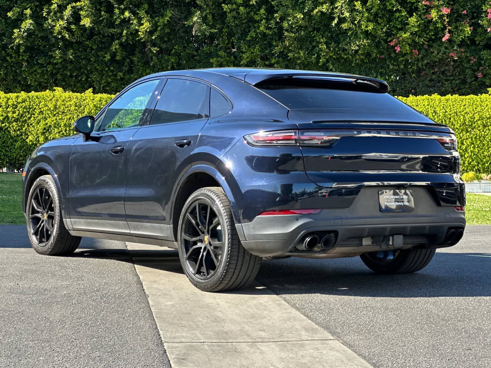 Thumbnail: 2023 Porsche Cayenne - 3