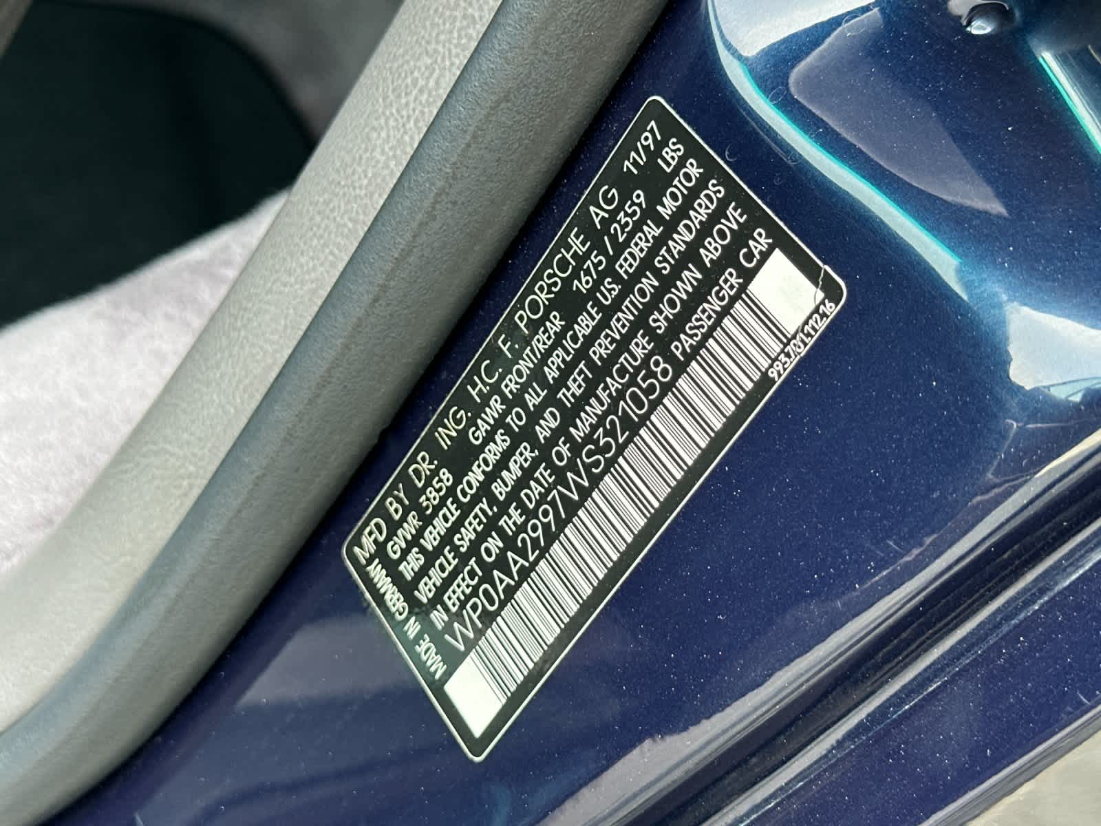 Thumbnail: 1998 Porsche 911 - 30