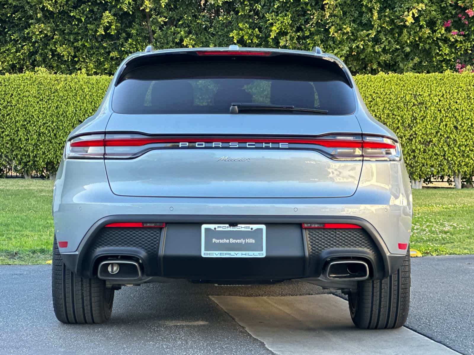 Thumbnail: 2026 Porsche Macan - 7