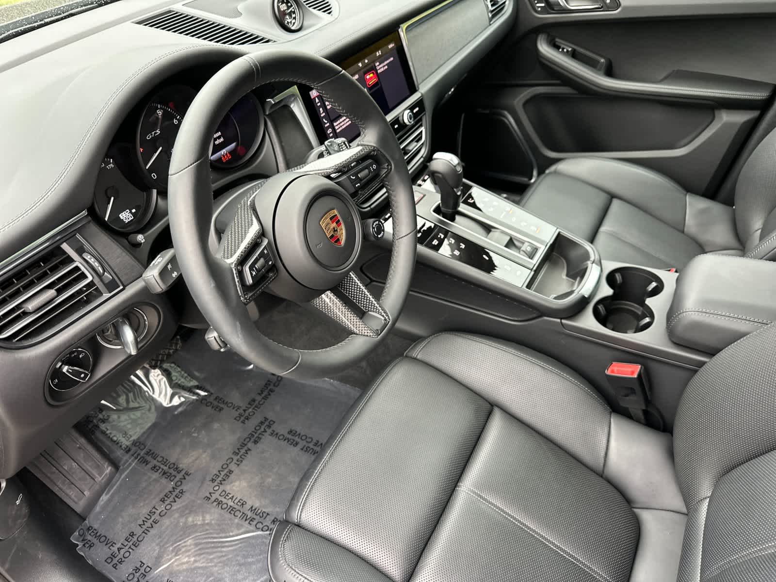 Thumbnail: 2025 Porsche Macan - 4