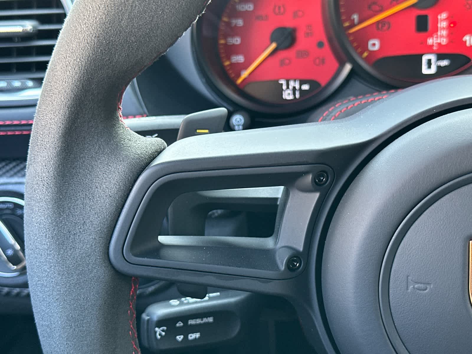 Thumbnail: 2025 Porsche  - 23