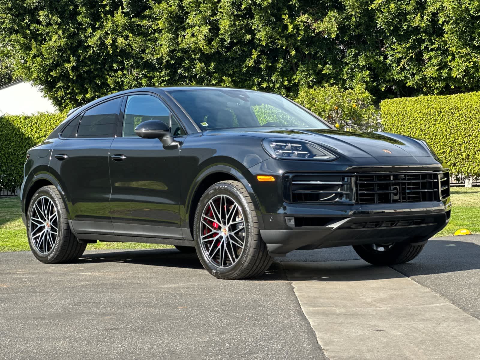 Thumbnail: 2026 Porsche Cayenne - 10