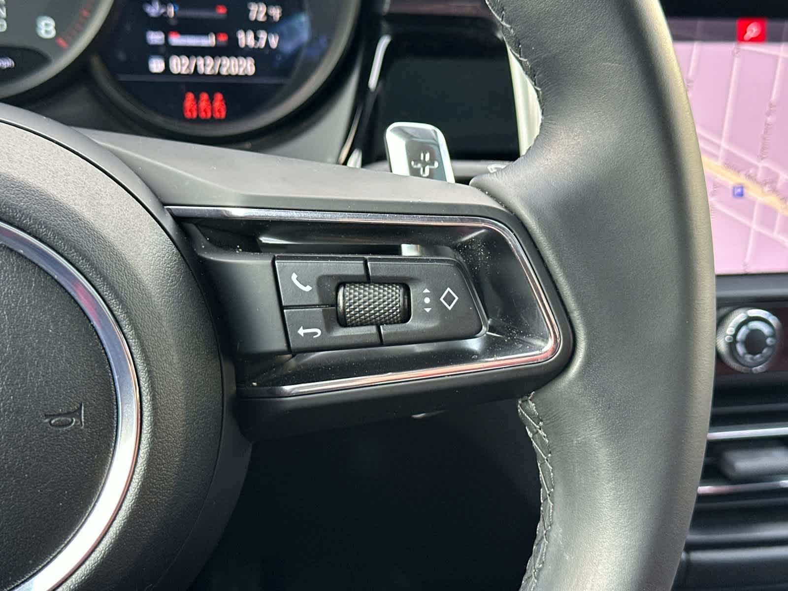 Thumbnail: 2025 Porsche Macan - 28