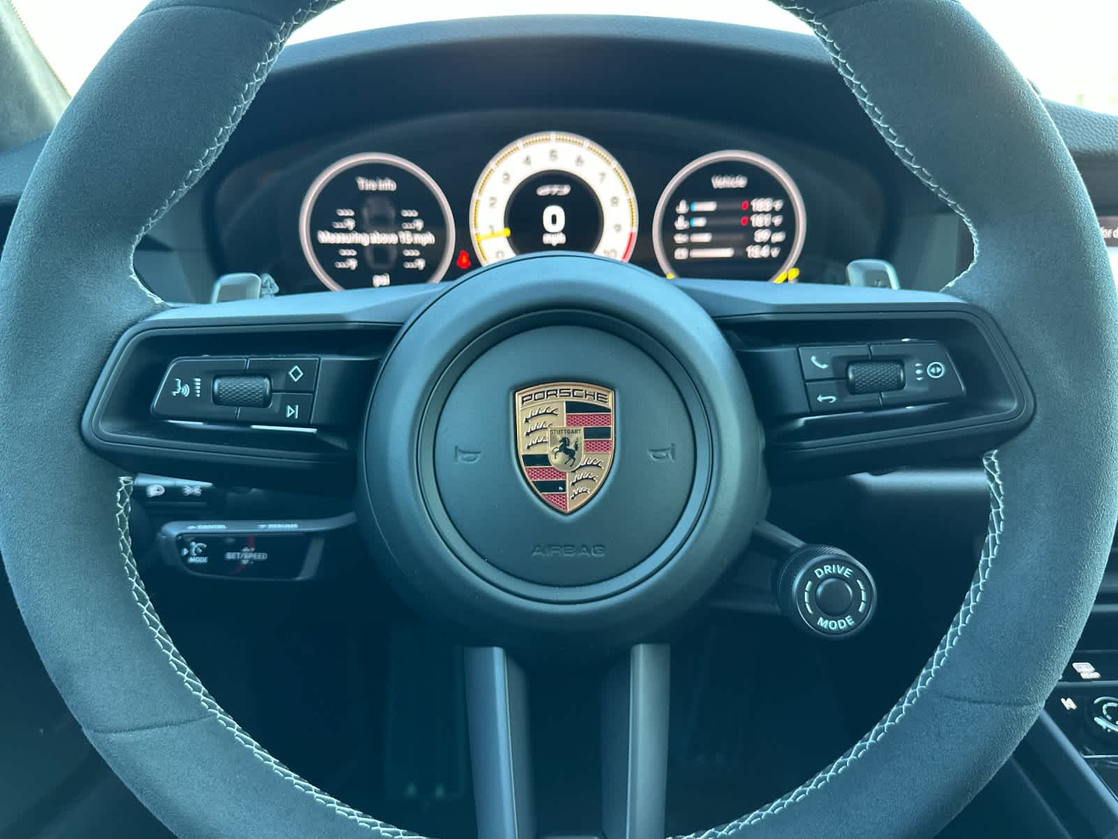 Thumbnail: 2026 Porsche 911 - 21