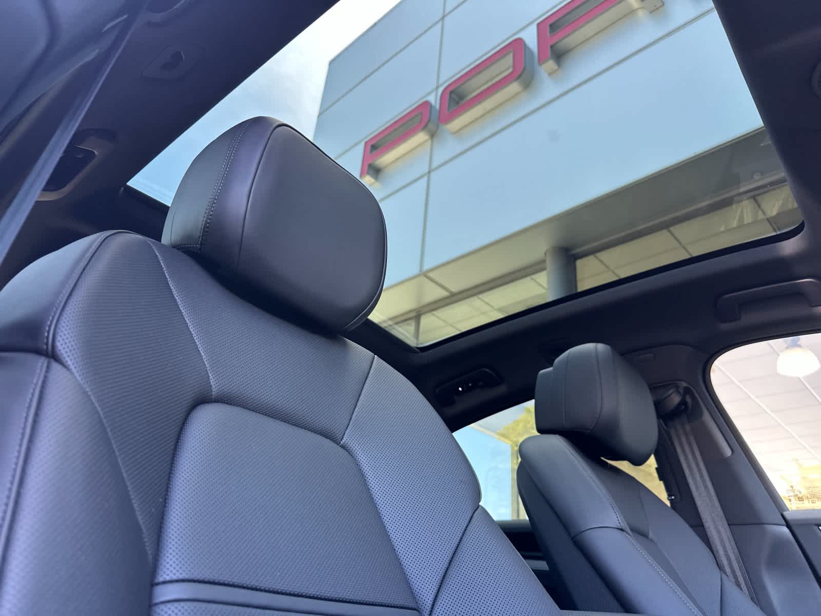 Thumbnail: 2026 Porsche Cayenne - 18