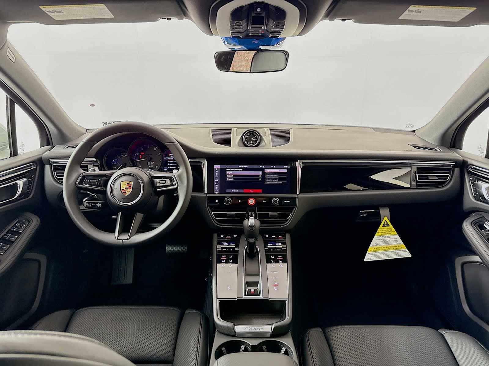 Thumbnail: 2026 Porsche Macan - 27