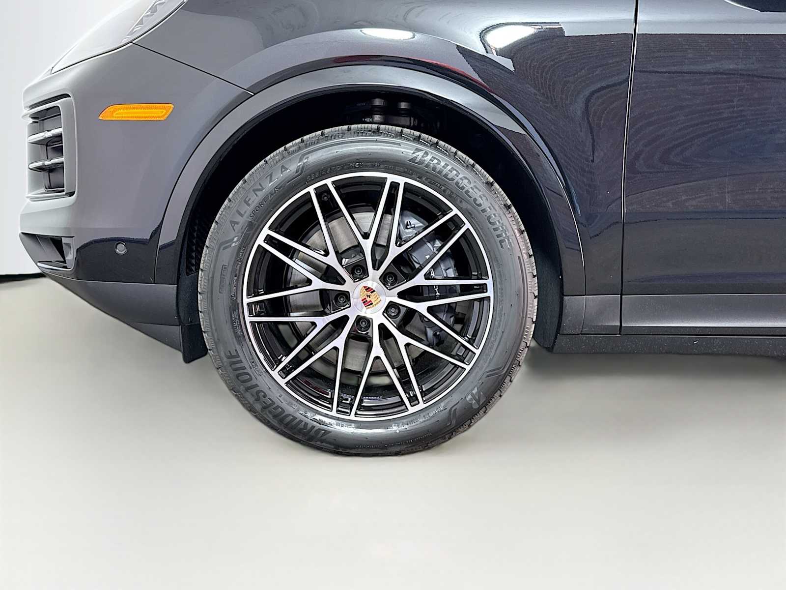 Thumbnail: 2026 Porsche Cayenne - 24