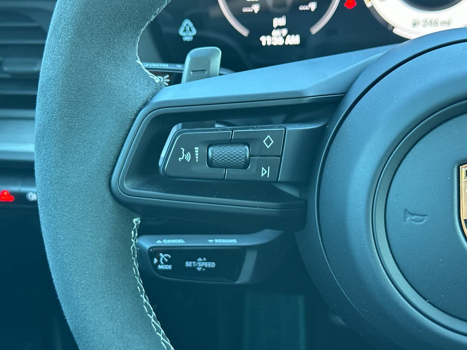 Thumbnail: 2026 Porsche 911 - 22