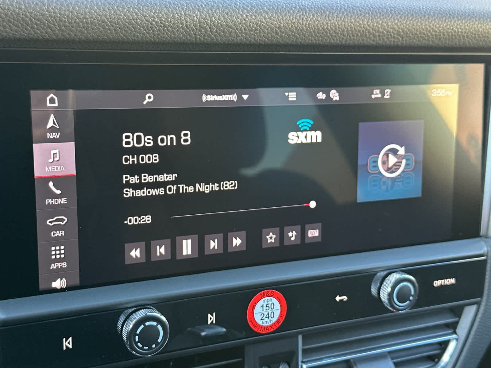 Thumbnail: 2025 Porsche Macan - 21