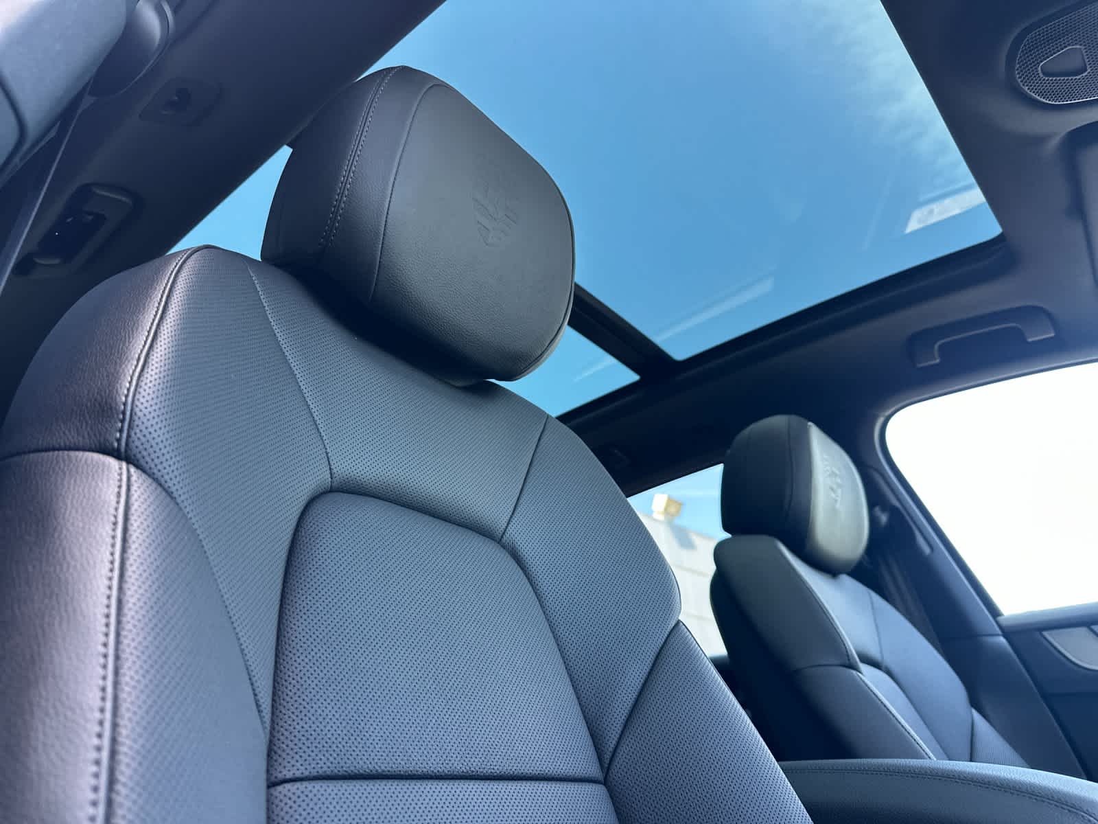 Thumbnail: 2026 Porsche Cayenne - 18