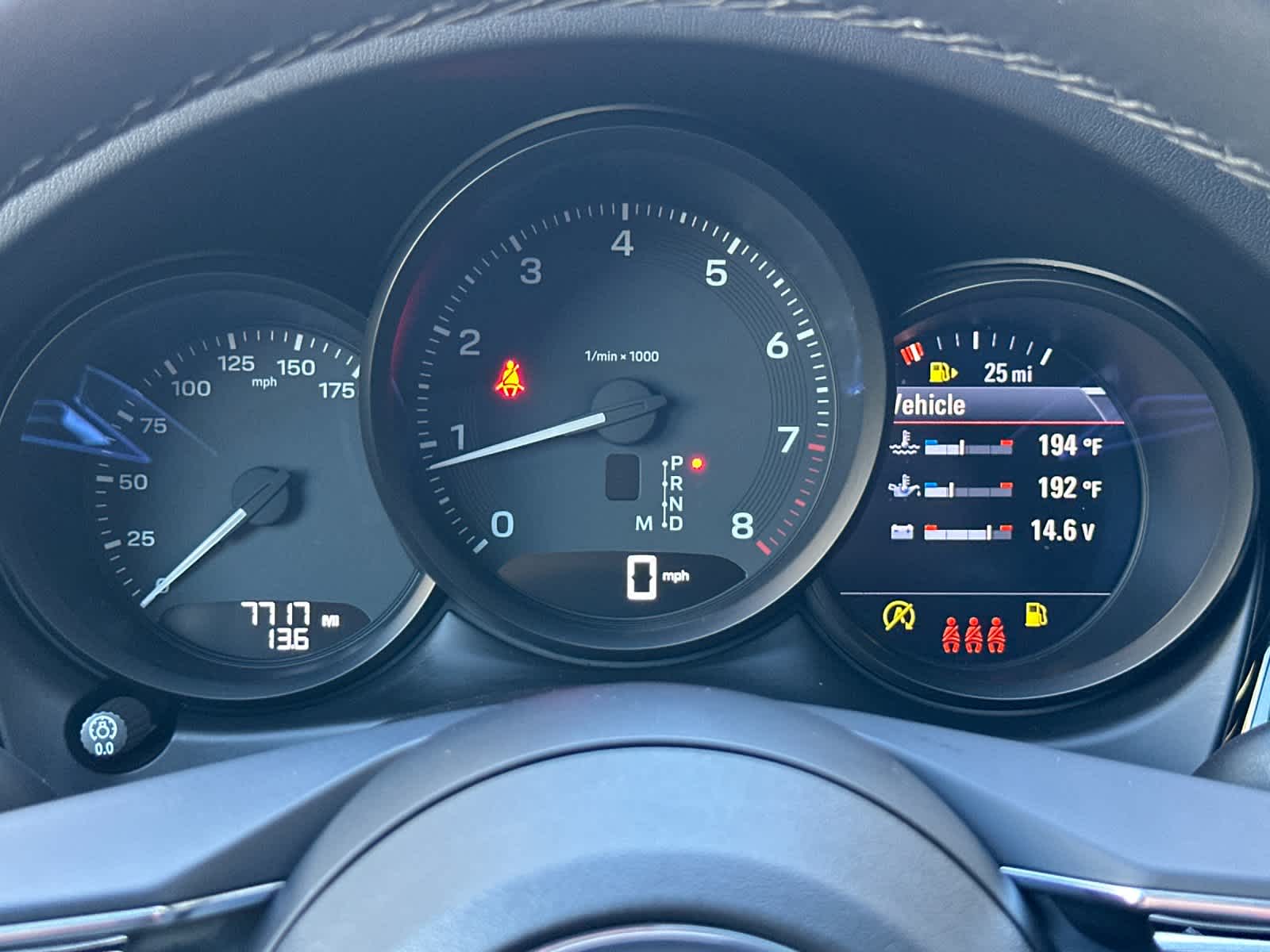 Thumbnail: 2025 Porsche Macan - 29