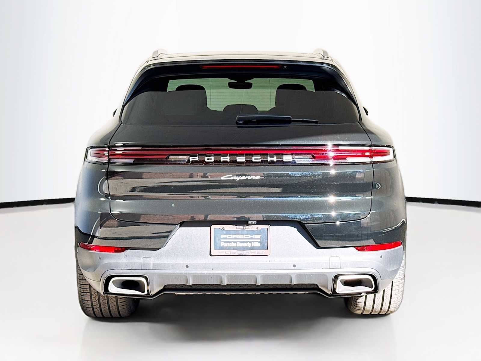 Thumbnail: 2026 Porsche Cayenne - 10