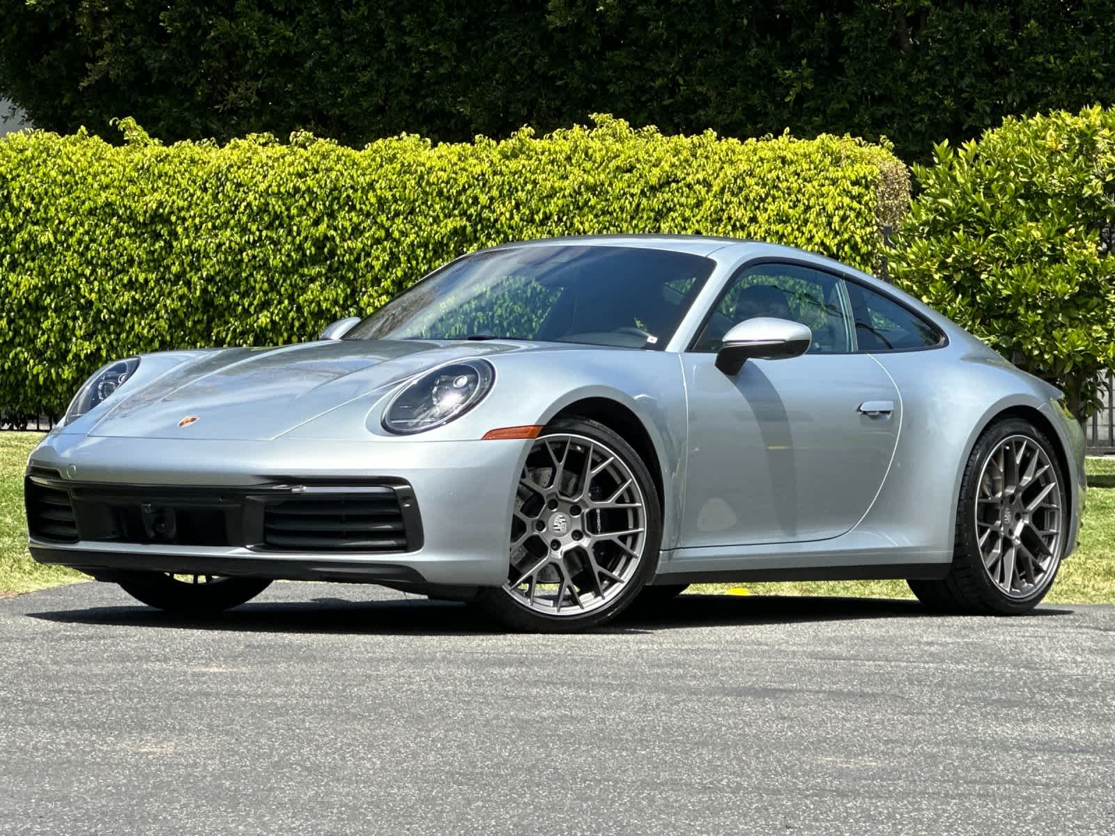 Thumbnail: 2021 Porsche 911 - 1
