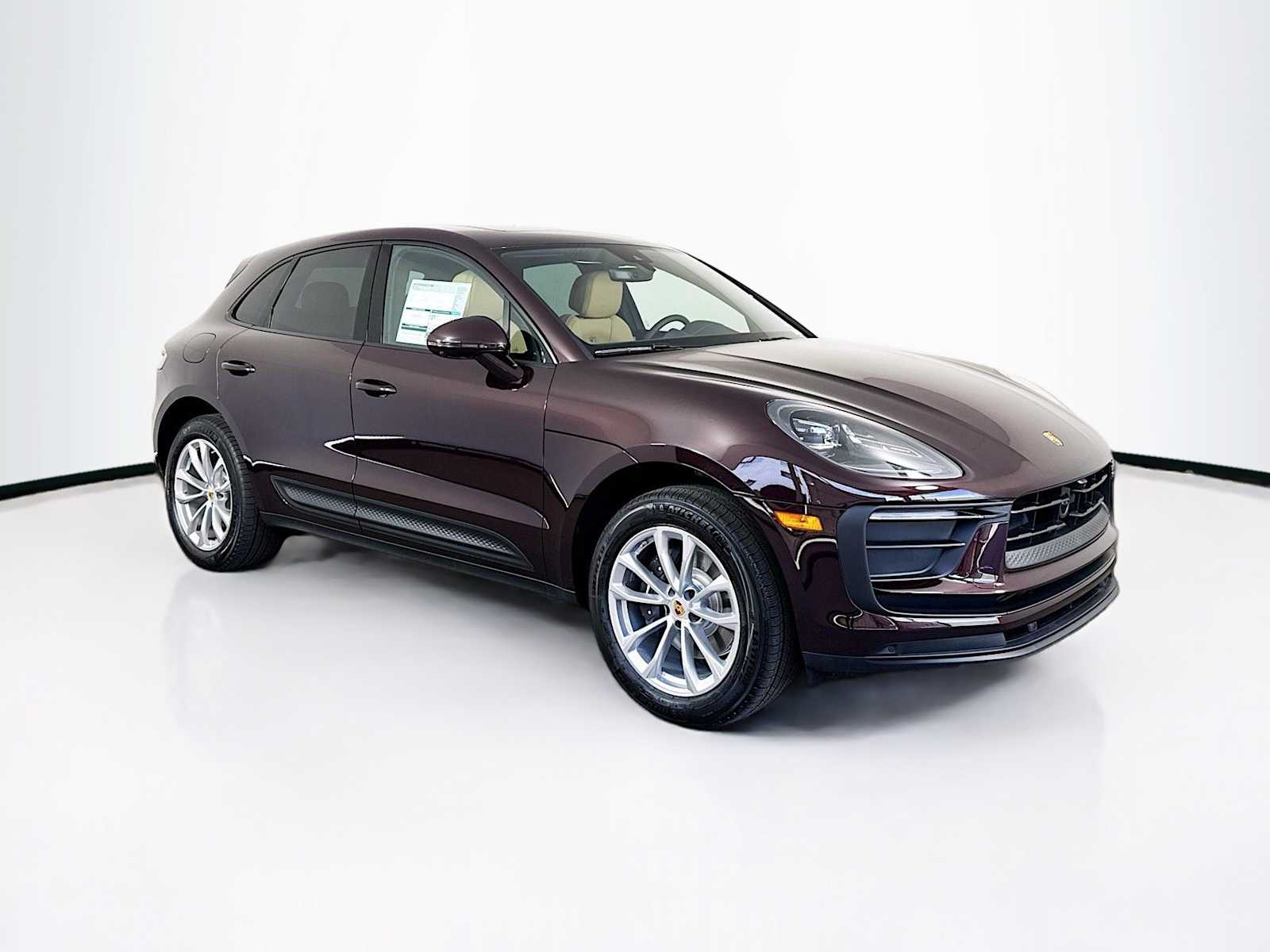 Thumbnail: 2026 Porsche Macan - 7