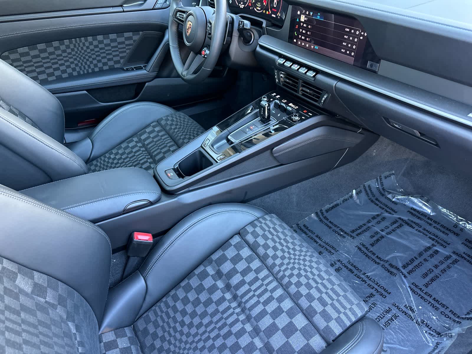 Thumbnail: 2026 Porsche 911 - 13