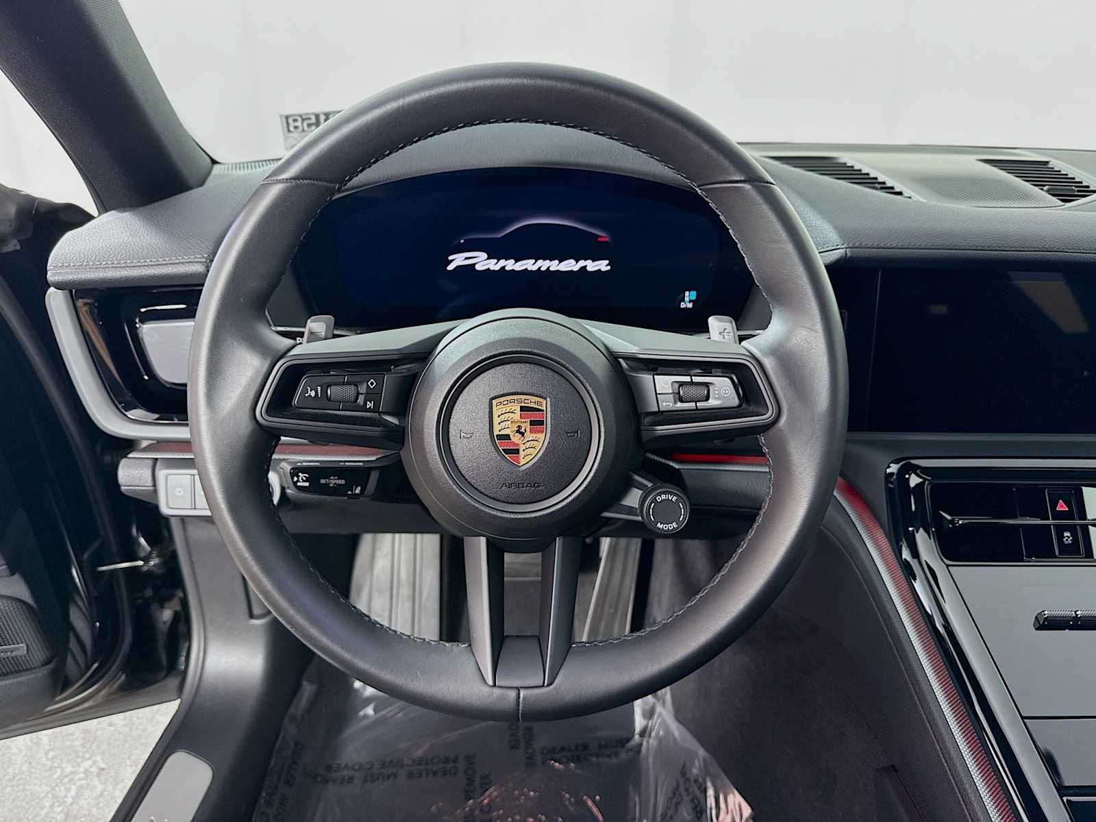 Thumbnail: 2025 Porsche Panamera - 12