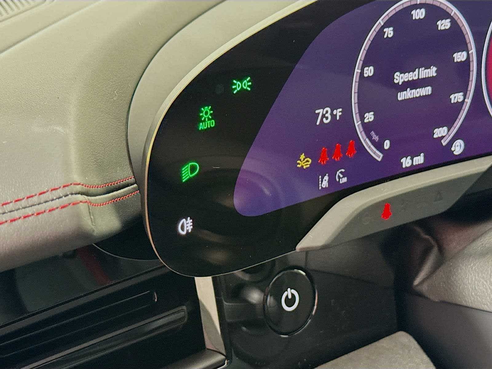 Thumbnail: 2026 Porsche Taycan - 11