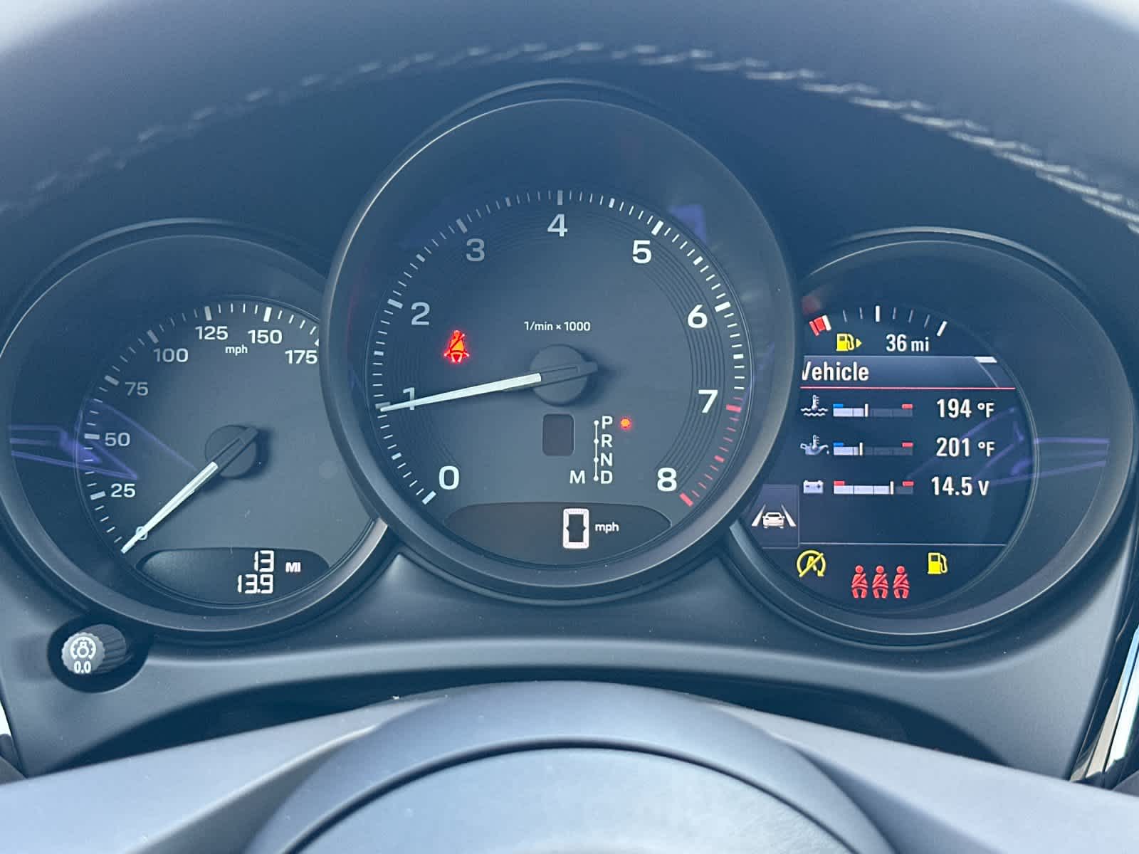 Thumbnail: 2026 Porsche Macan - 29