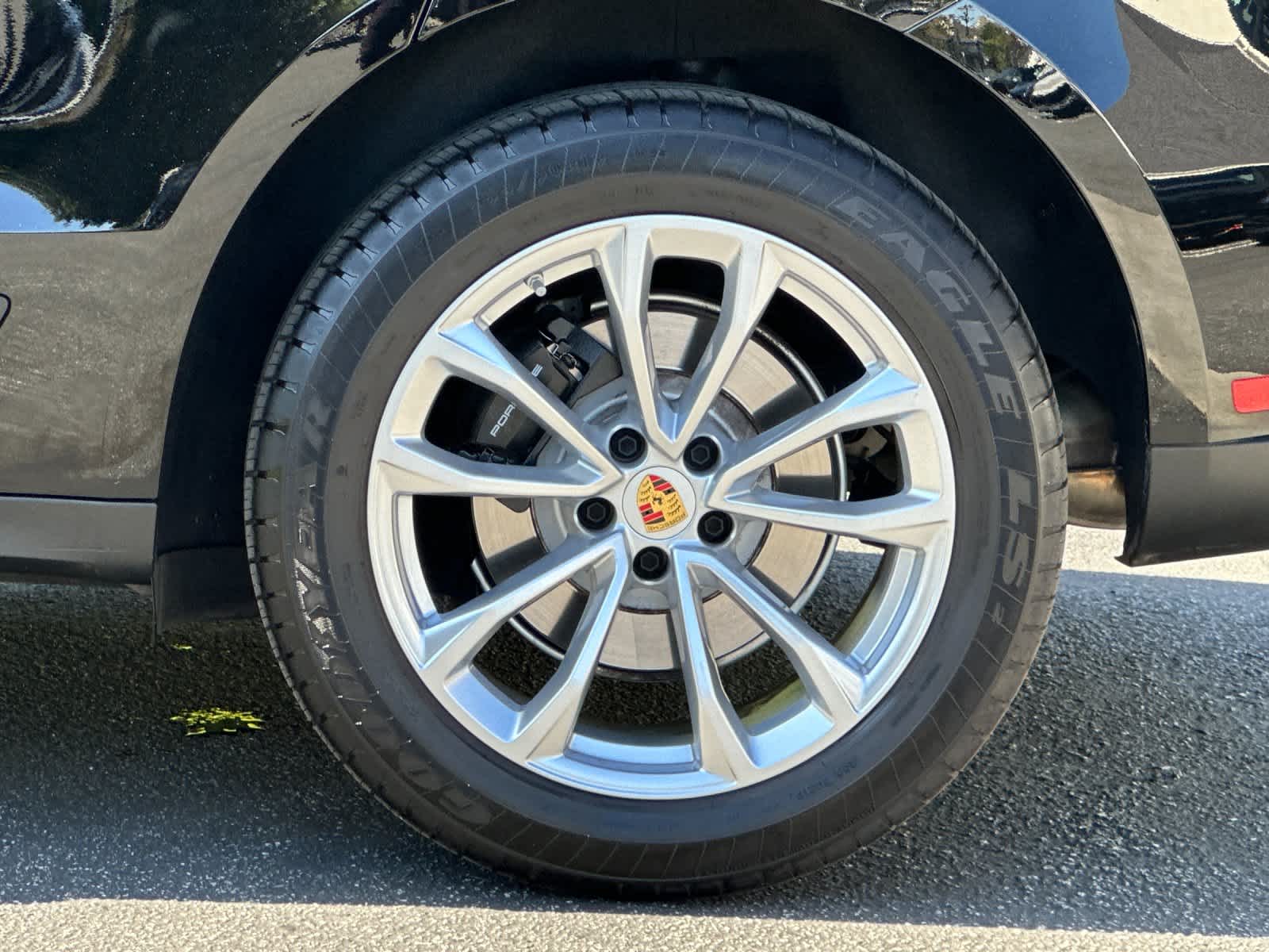 Thumbnail: 2025 Porsche Macan - 30