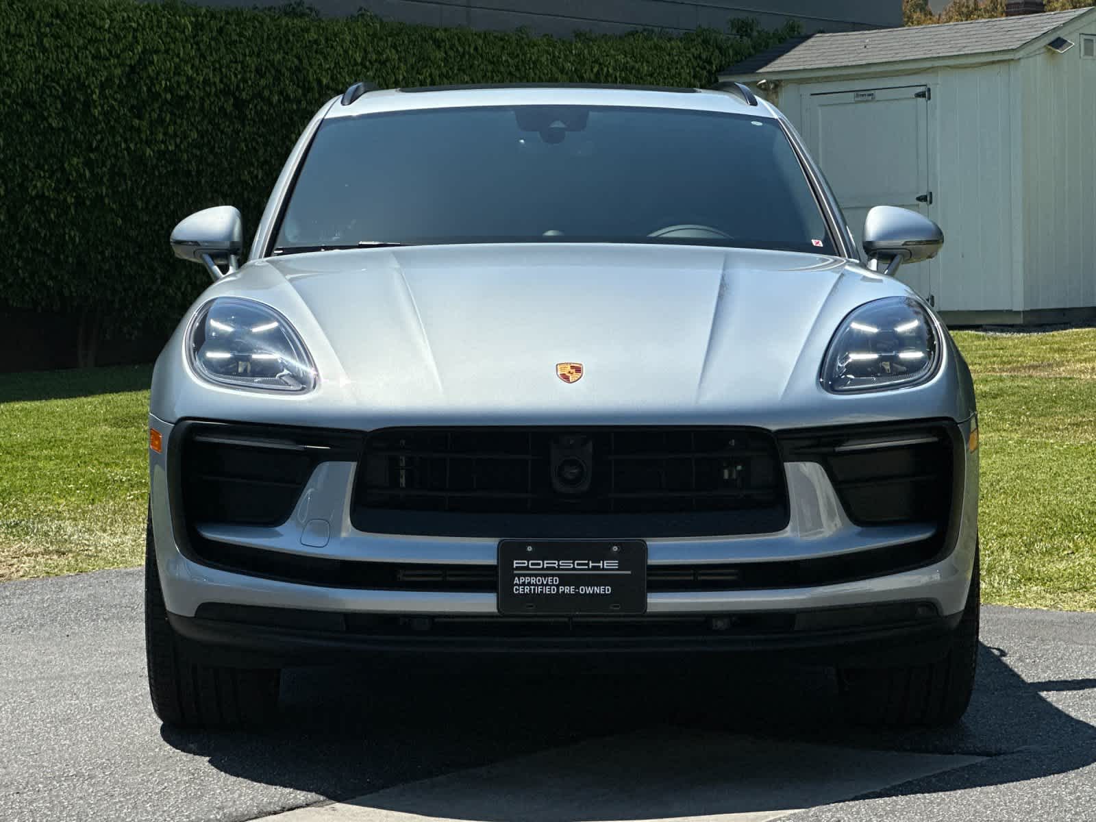 Thumbnail: 2026 Porsche Macan - 11