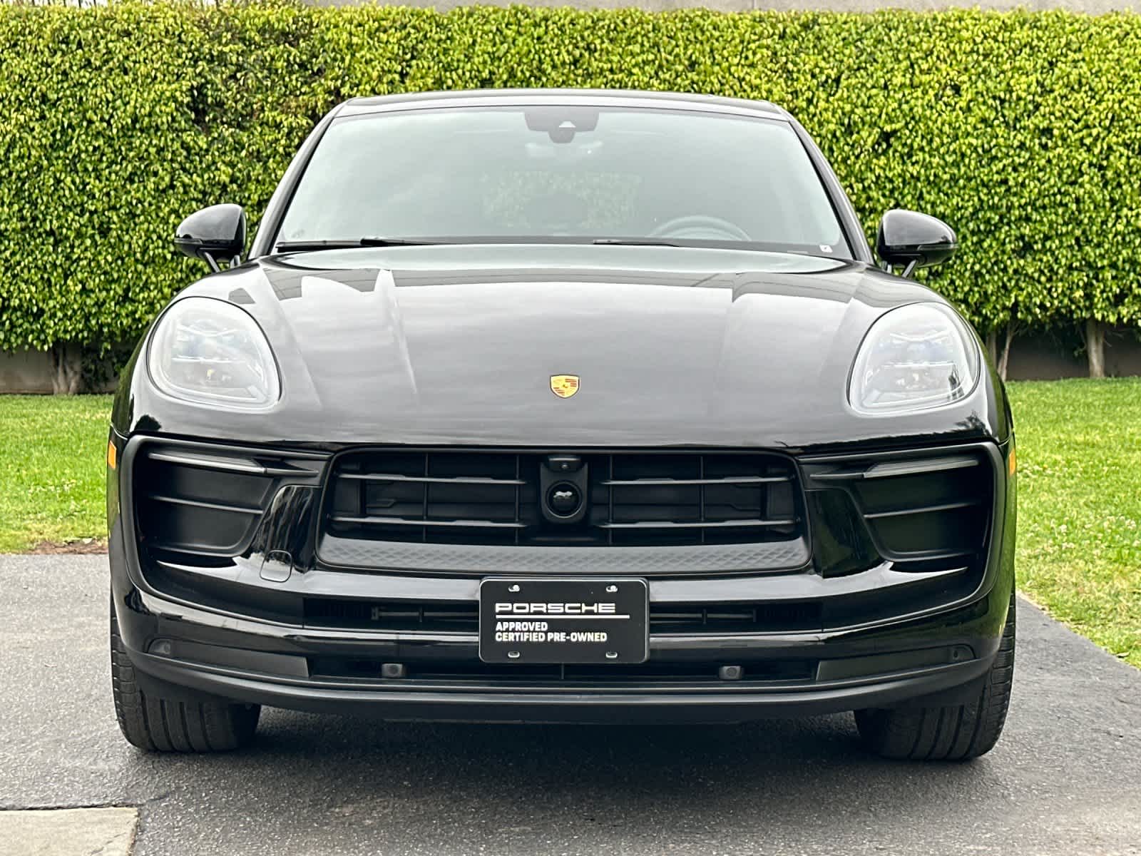 Thumbnail: 2025 Porsche Macan - 11