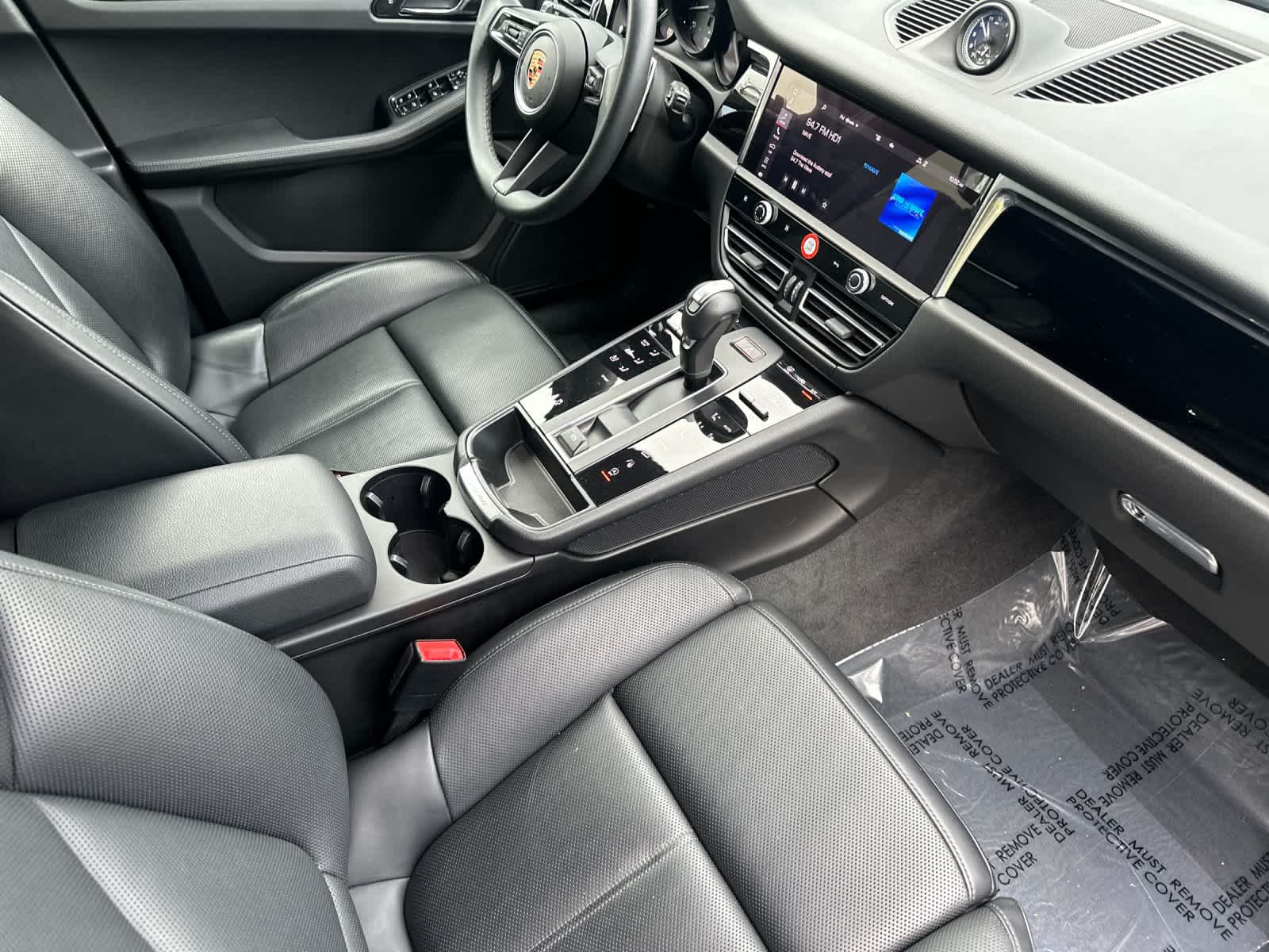 Thumbnail: 2025 Porsche Macan - 17