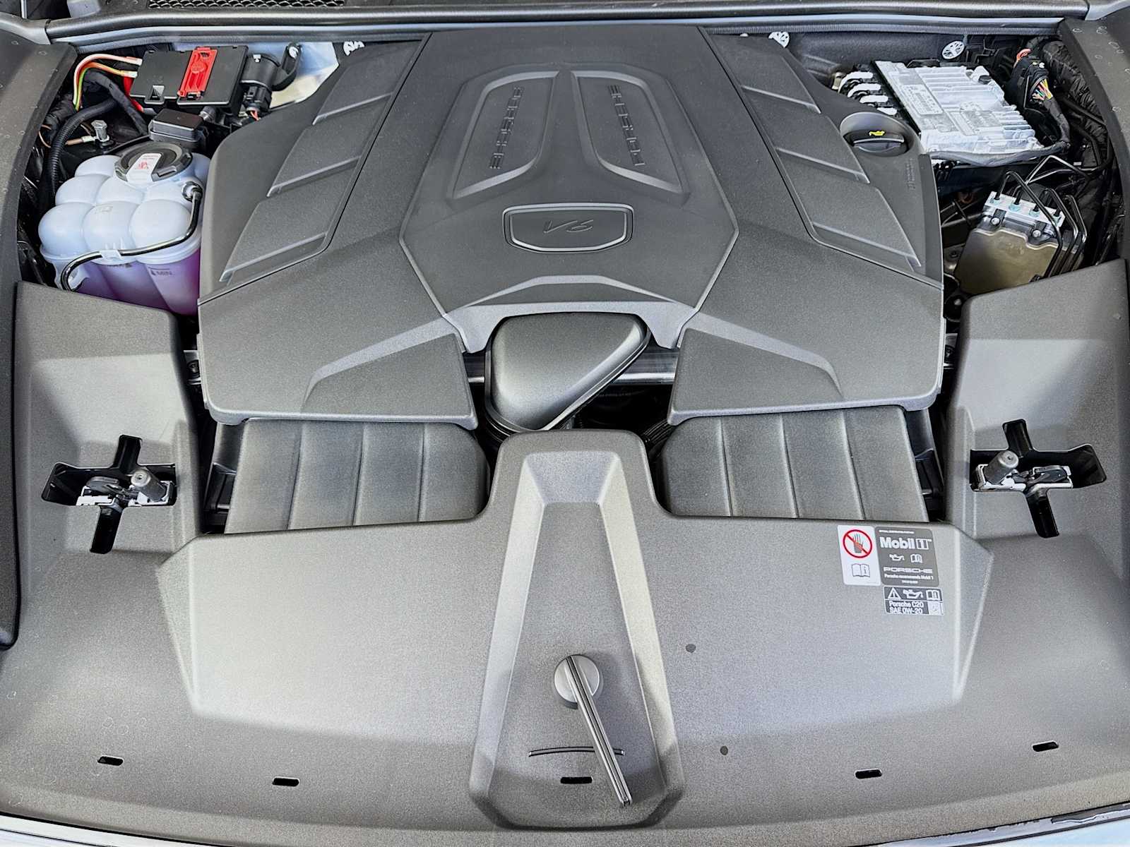 Thumbnail: 2025 Porsche Cayenne - 23