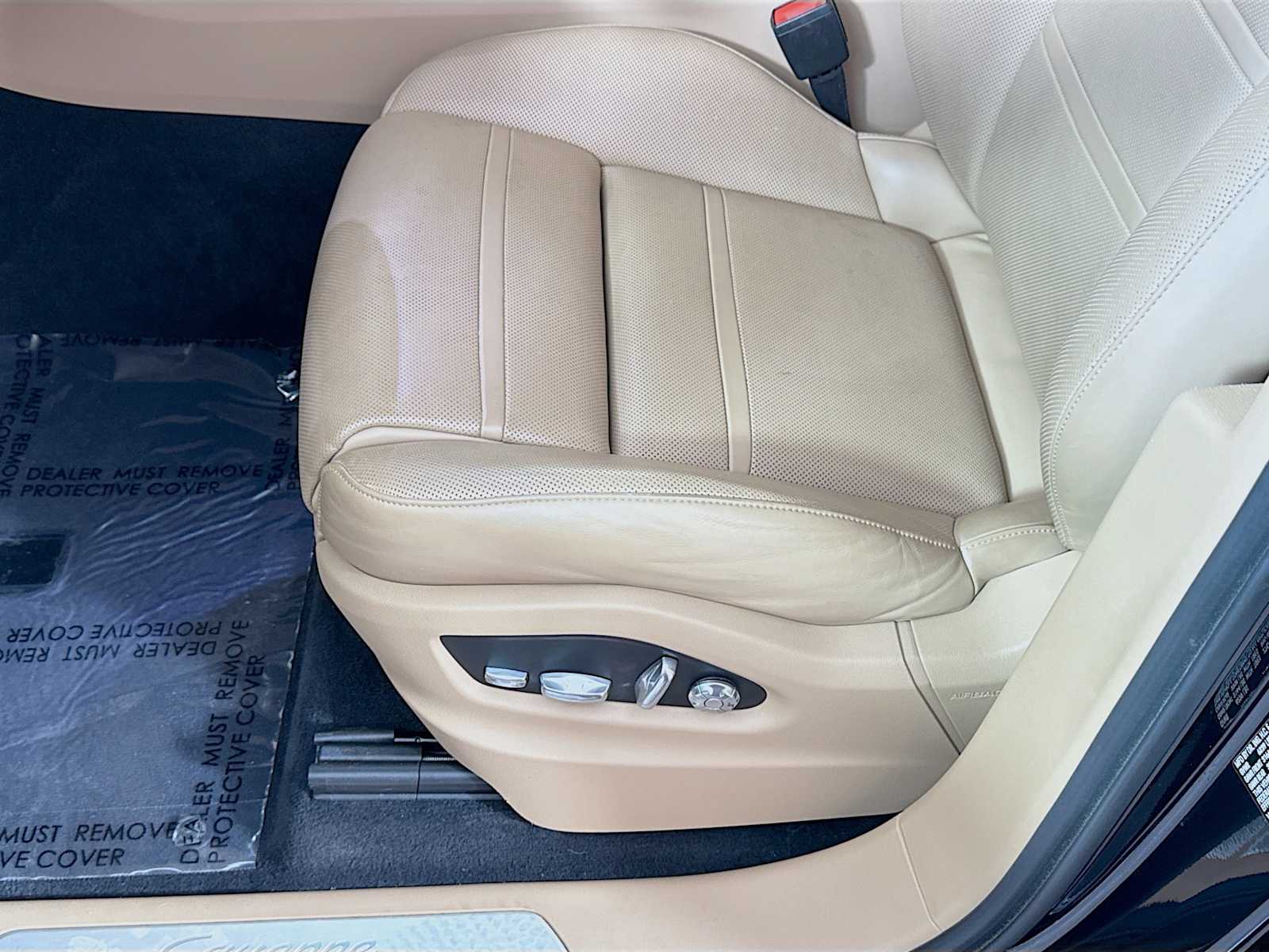 Thumbnail: 2020 Porsche Cayenne - 16