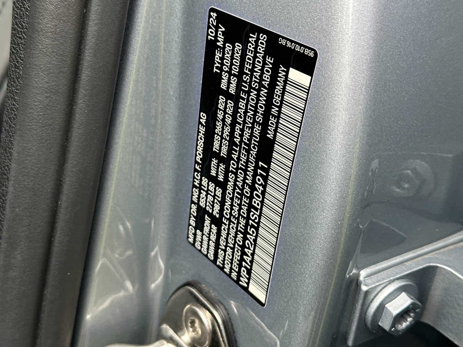 Thumbnail: 2025 Porsche Macan - 33