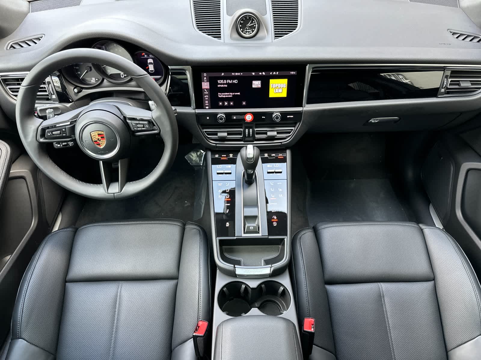 Thumbnail: 2026 Porsche Macan - 6