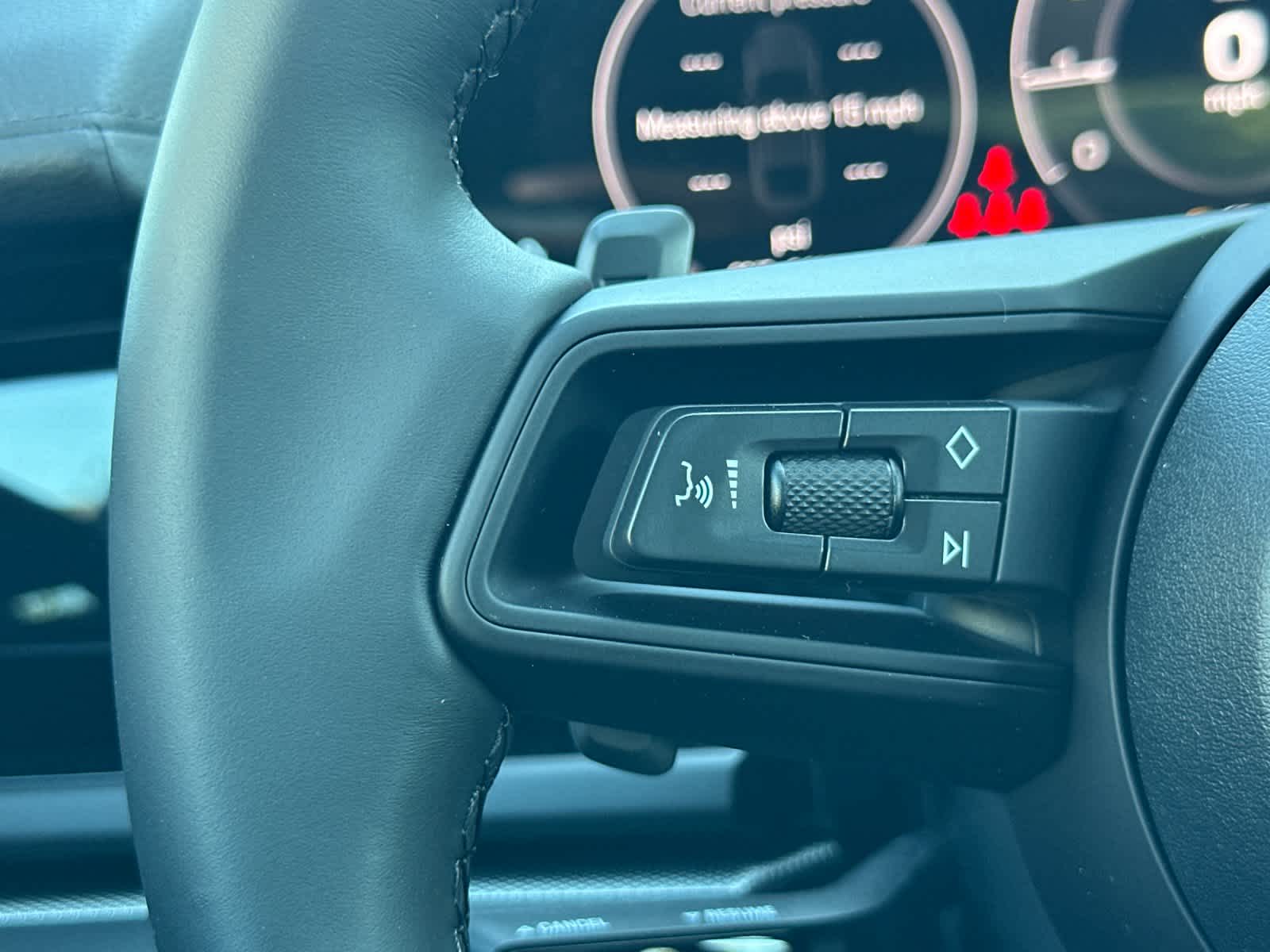 Thumbnail: 2026 Porsche Panamera - 26