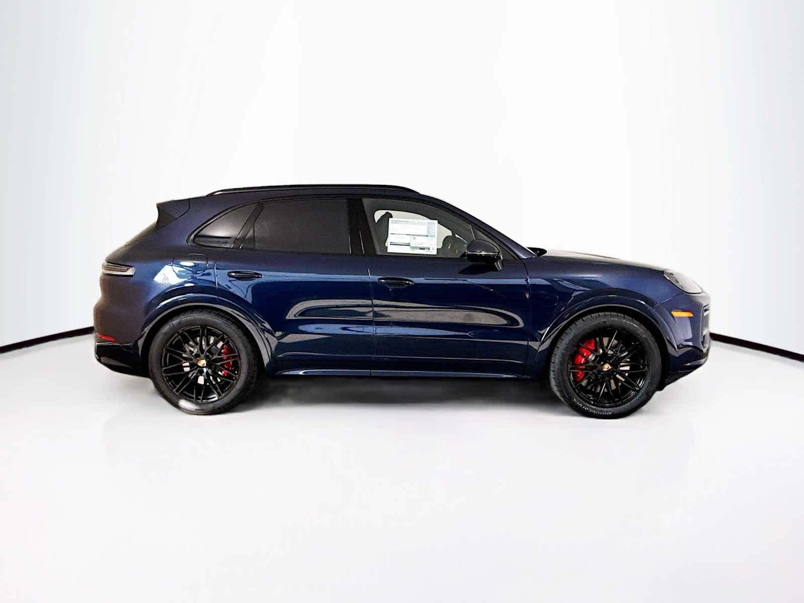 Thumbnail: 2026 Porsche Cayenne - 8