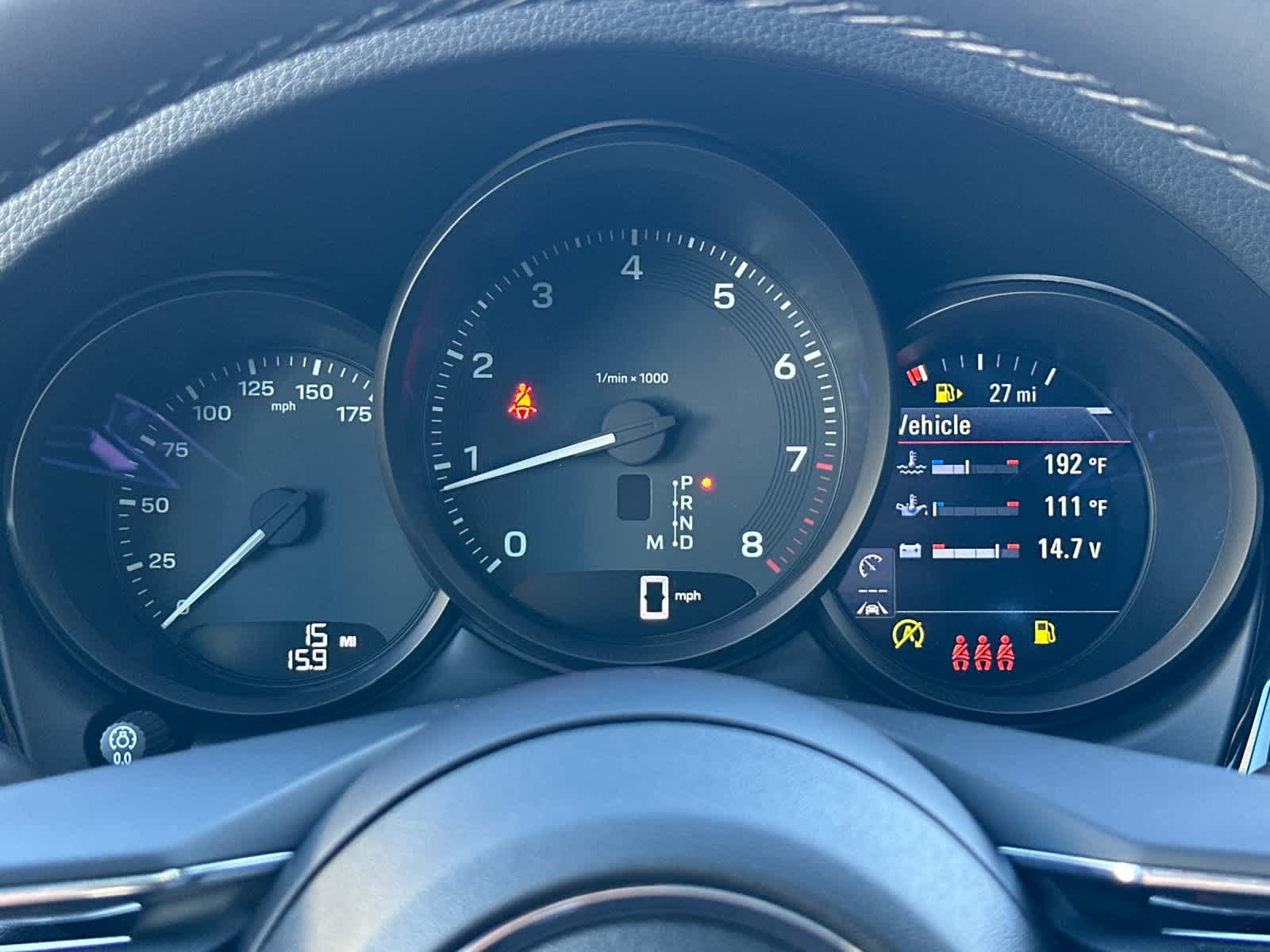 Thumbnail: 2026 Porsche Macan - 29