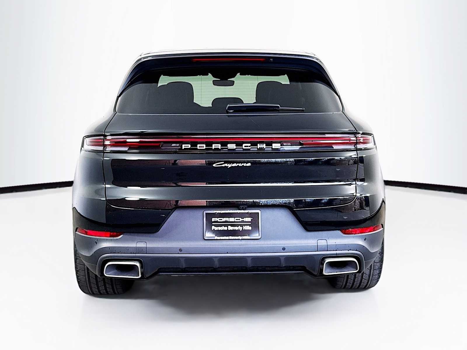 Thumbnail: 2025 Porsche Cayenne - 10