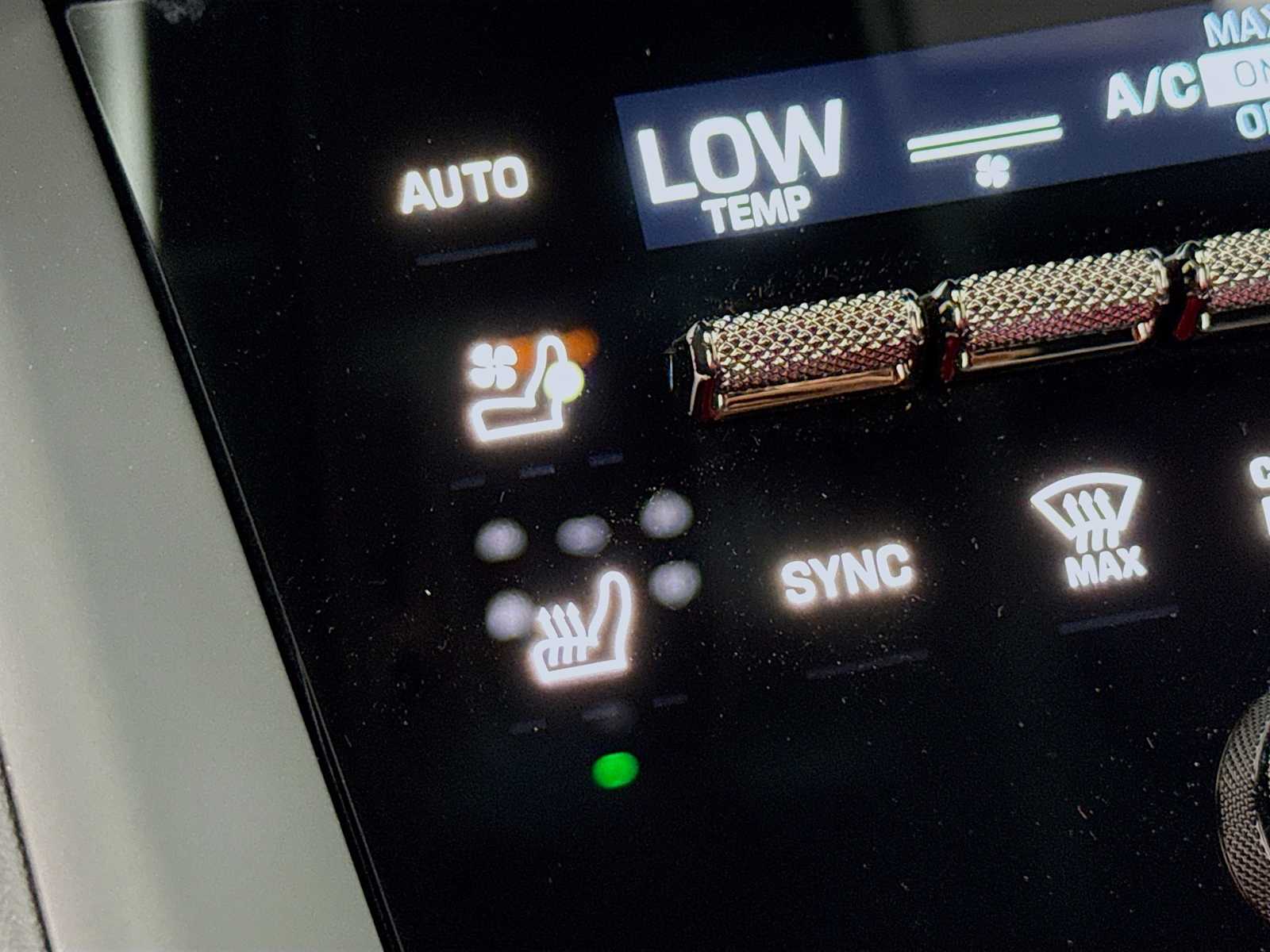 Thumbnail: 2025 Porsche Macan - 16