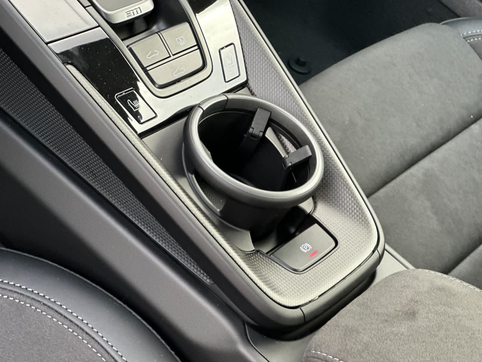 Thumbnail: 2026 Porsche 911 - 13