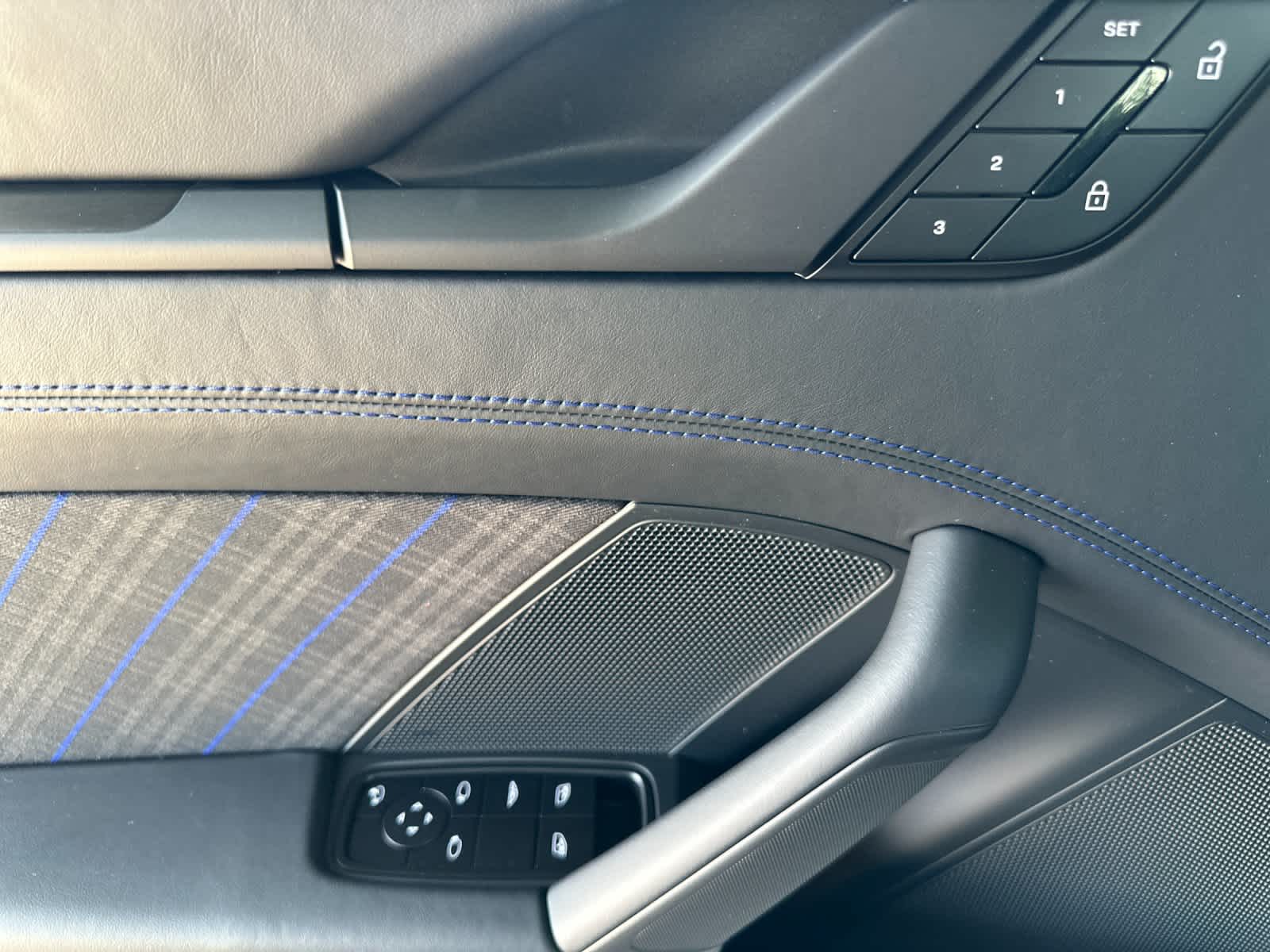 Thumbnail: 2026 Porsche 911 - 13