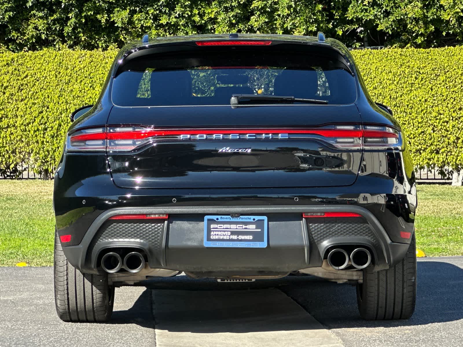 Thumbnail: 2025 Porsche Macan - 7