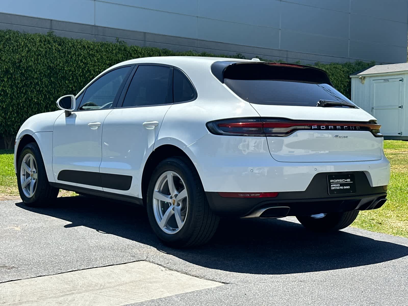 Thumbnail: 2019 Porsche Macan - 3